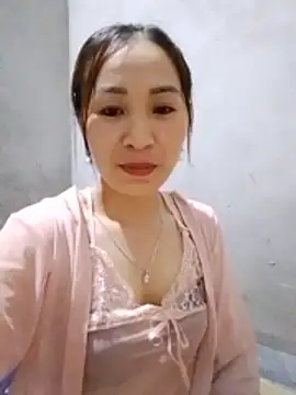Thobaby112 现场XXX聊天