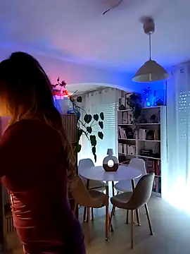 Luna_Kitanna Show Webcam