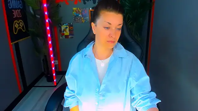 AnaMills' Live XXX Chat