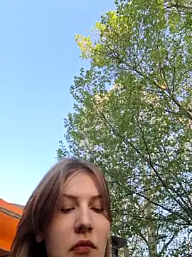 mooniekiss' Live XXX Chat