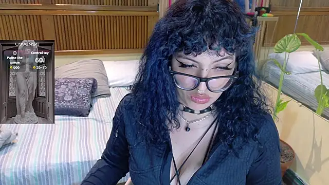 Eli666uwu: онлайн-секс-чат