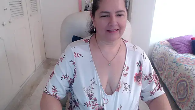 แชท XXX สดของ leonela_69