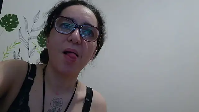Chat +18 de anngelle ao vivo
