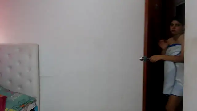 Chatroom XXX en direct de selene_mist