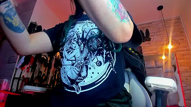 Czat XXX na żywo – Evangelinejoness_