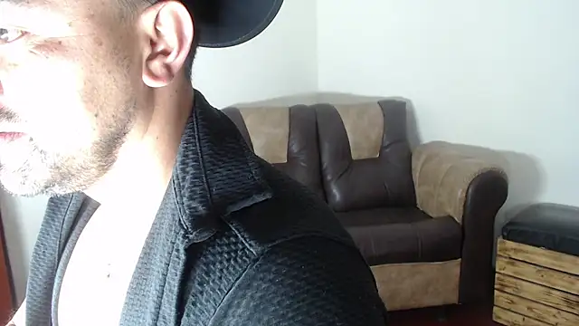 Show de AlejoMoretti na webcam