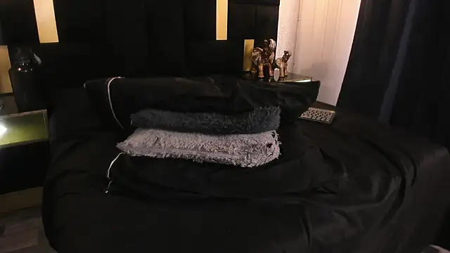 Lucio__Fox Pertunjukan Webcam