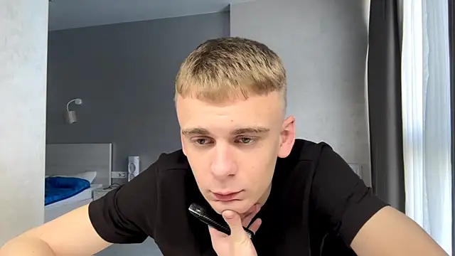 Živý XXX chat SoloFury