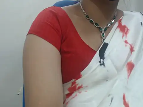 Lovely_Siri_23 Show in webcam