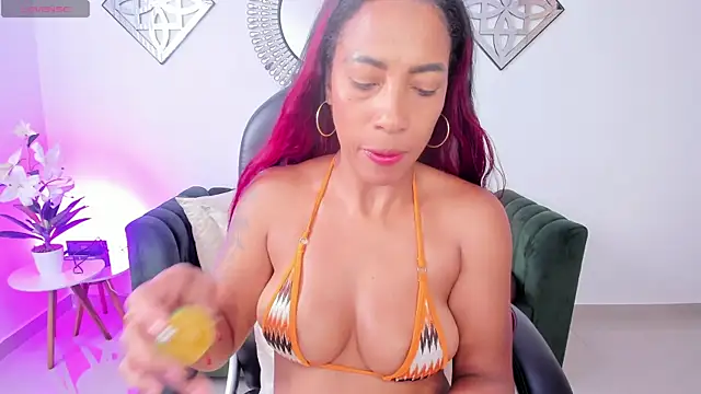 Shantaall_'s Live XXX Chat