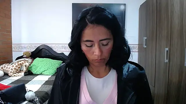 Chatroom XXX en direct de sharoon_cheerry