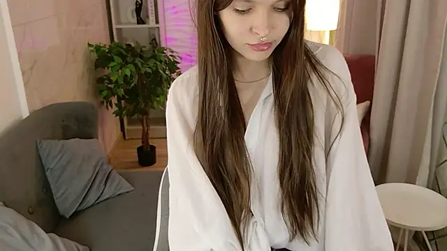Chatroom XXX en direct de ChloeSunny