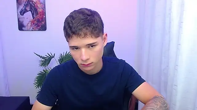 Mattass18 Adlı Modelin Web Kamerası Şovu