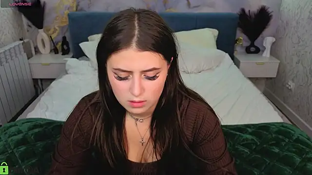 Crystal-Lacen Live XXX chat