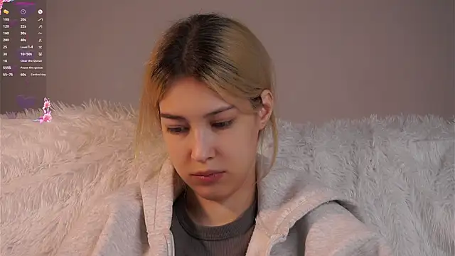 AngelicRice 即時 XXX 聊天