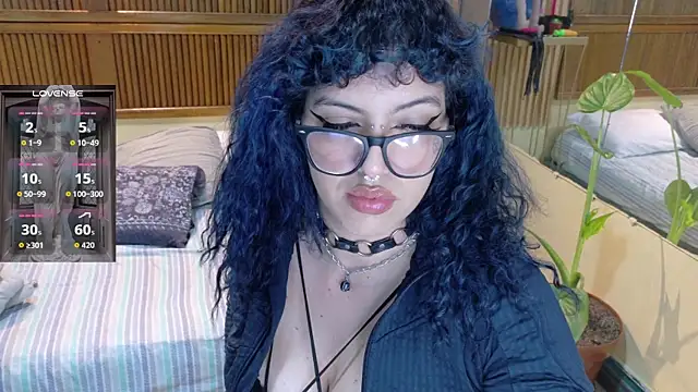 Eli666uwu's Live XXX Chat