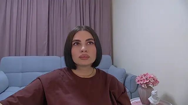 AdrianaToress' Live XXX Chat
