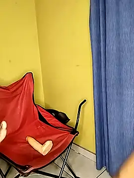 Breezyvikky Show in webcam
