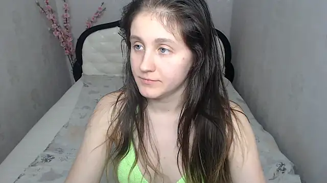 XXX chat uživo modela Holliy_Cooper