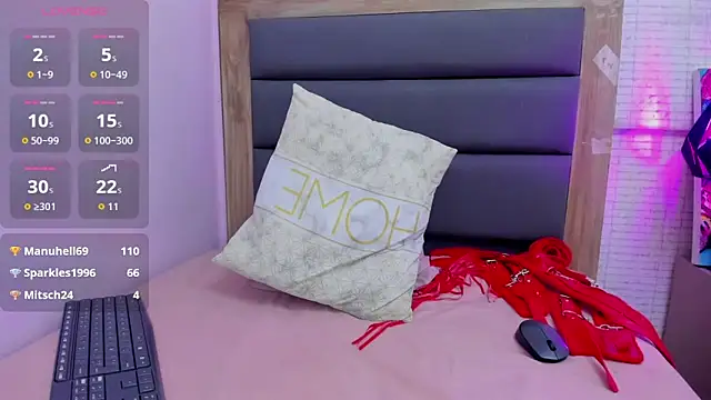 KORINASANTOS live XXX chat