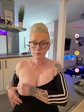 German_Milf: вебкам-шоу