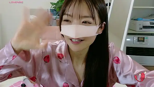 momochan88's Live XXX Chat