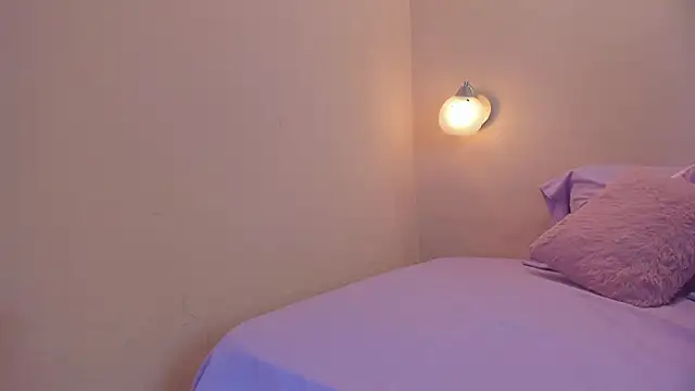 ale_cam's Live XXX Chat