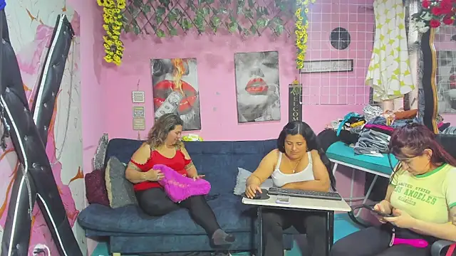 lesbiancuple 网络视讯表演