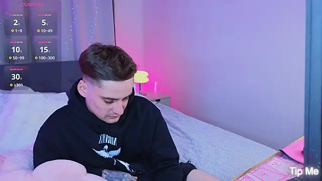 drillfi11's Live XXX Chat
