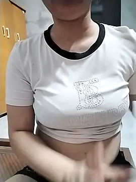 Girl_lovebaby 在線直播表演