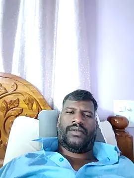 Paramkeerthin Webbikameraesitys
