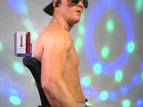 JockNThirsty লাইভ XXX চ্যাট