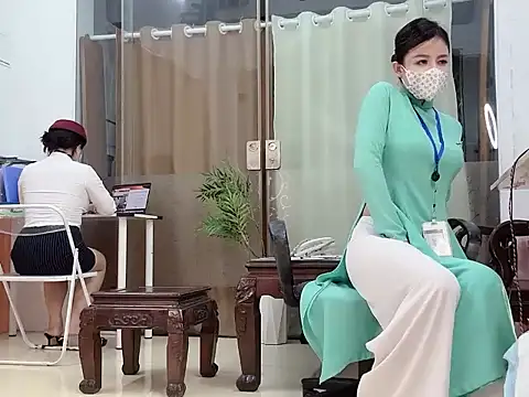 Mono-StewardessMysa Pertunjukan Webcam