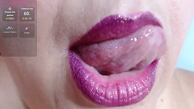 Kerly_DollのライブXXXチャット