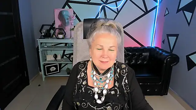 LilaMaharani Chat XXX in diretta