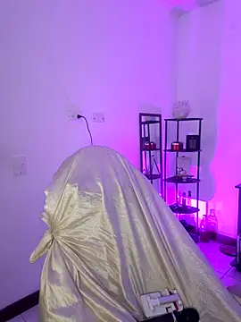 EmaTramel1 Live XXX-Chat