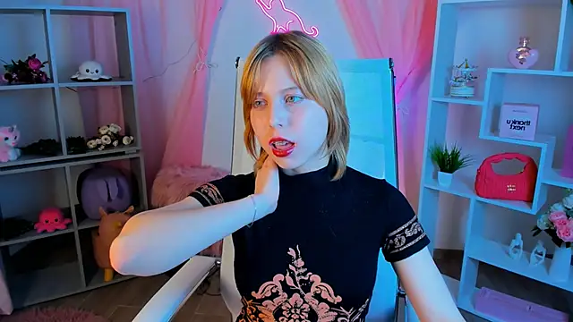 Chat +18 de VivienneHebert ao vivo