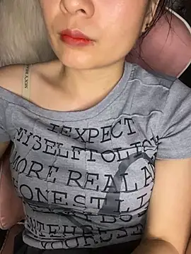 Онлайн чат XXX Ivy_Trix2
