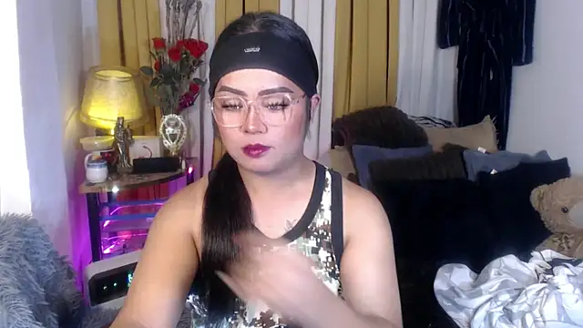 YourSweet-mich's Webcam Show