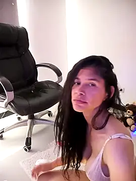 _aish_aのライブXXXチャット