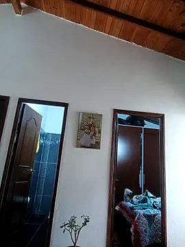 XXX chat uživo modela LunaZambrano