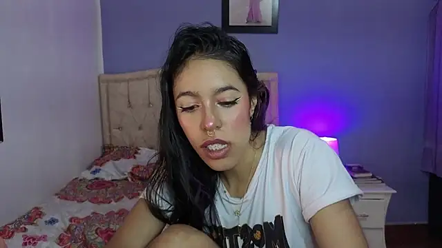 Živý XXX chat stephania_t
