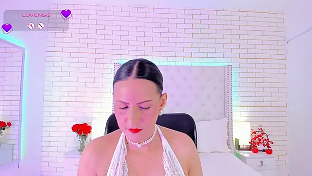 Coco_Balenciaga_ webkamerás műsora