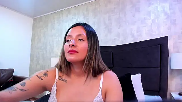CynthiaMore Webcam-Show