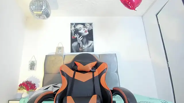 Chat +18 de Ariel_star1 ao vivo