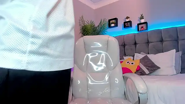 Thomas_moon 라이브 XXX 채팅