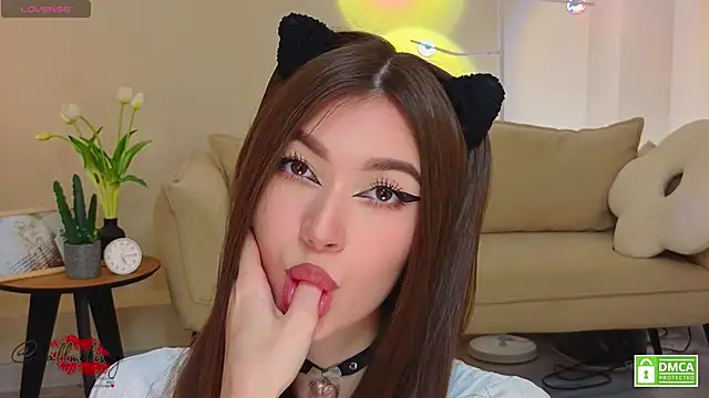 แชท XXX สดของ oliviaah_