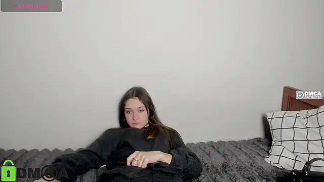 Elina_XのライブXXXチャット
