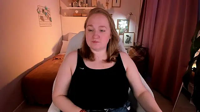 Kitty_Rest_'s Live XXX Chat