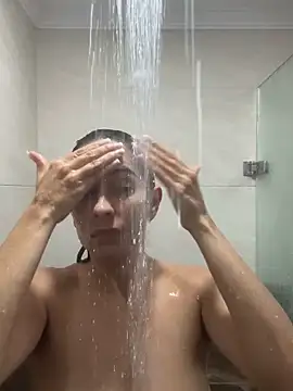 Czat XXX na żywo – Mau_White